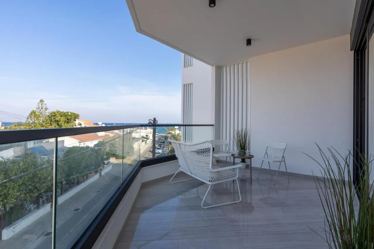 Marble 2-Bedroom Apartment In Larnaca